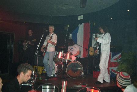 gigs/20030322-kasteel-03.jpg